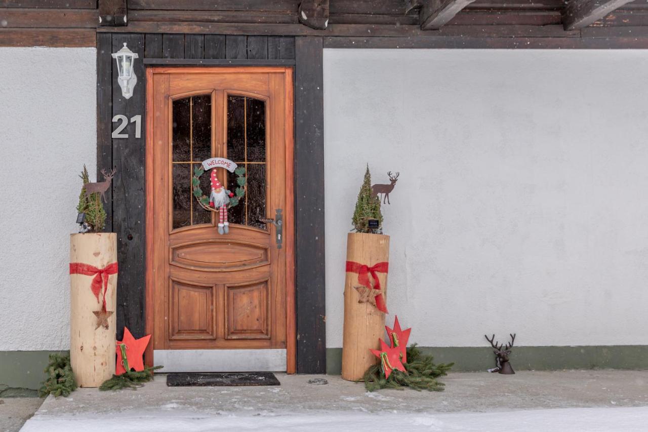Tom'S Jaegerlodge Jenig Exterior foto